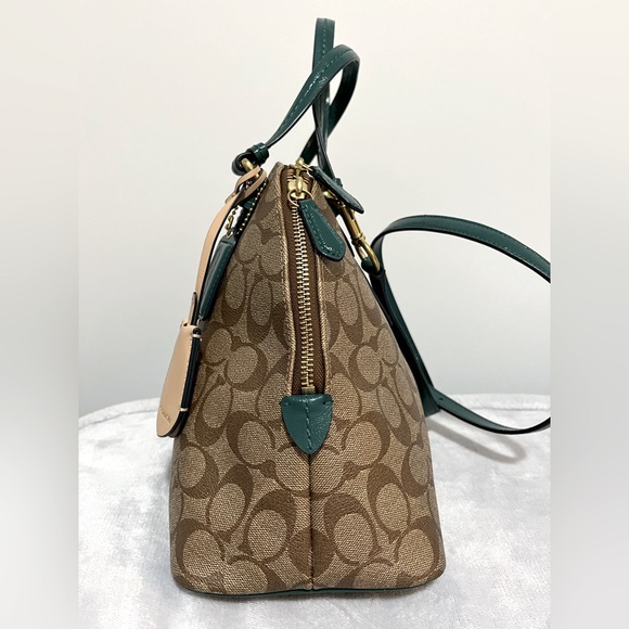 Coach bowler handbag. - Picture 3 of 8